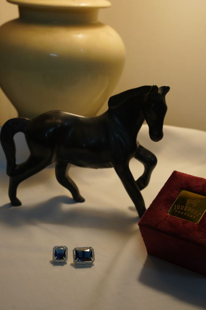 Sapphire Luxe Button